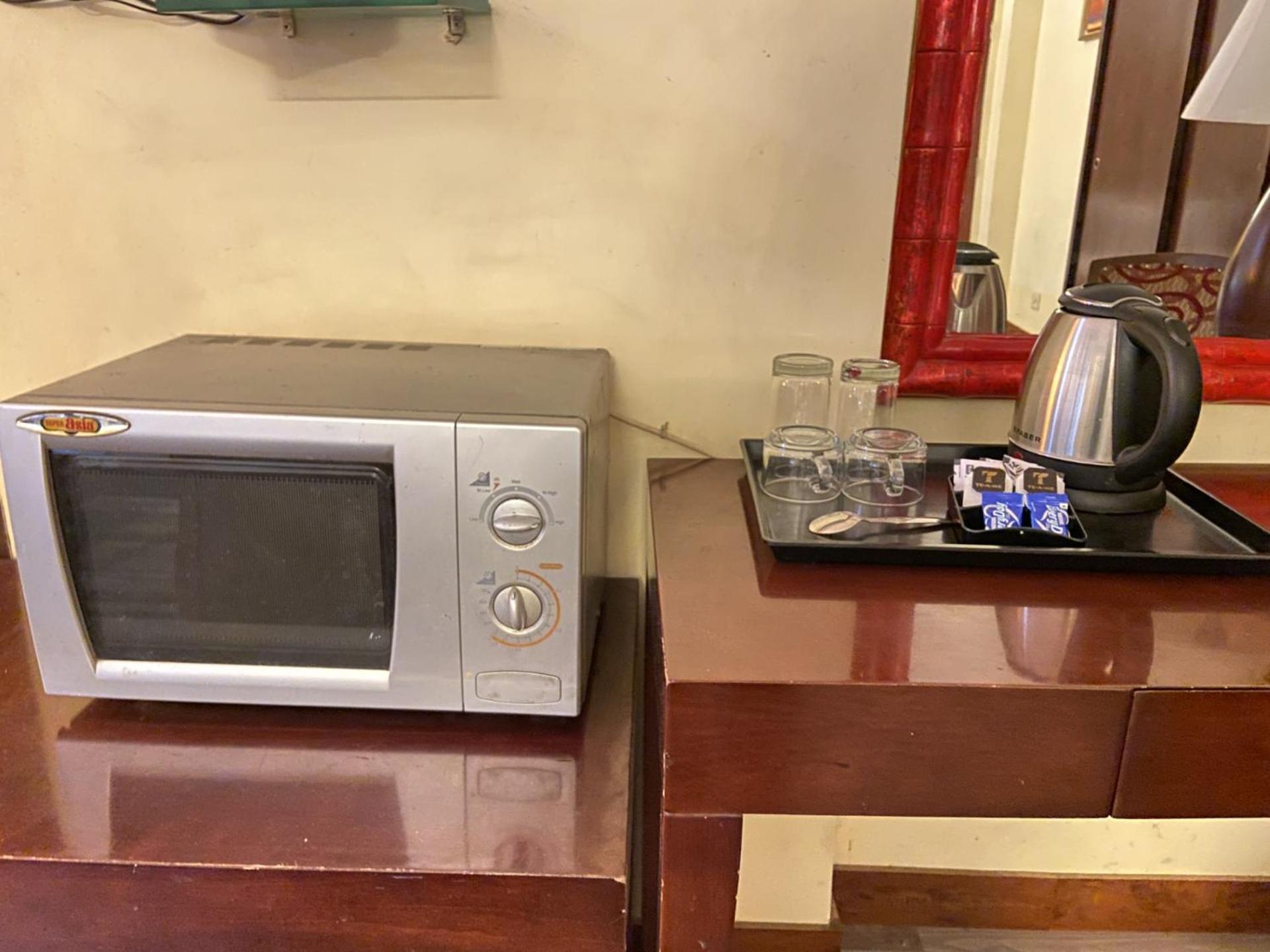 Astoria Hotel Kalküta Dış mekan fotoğraf