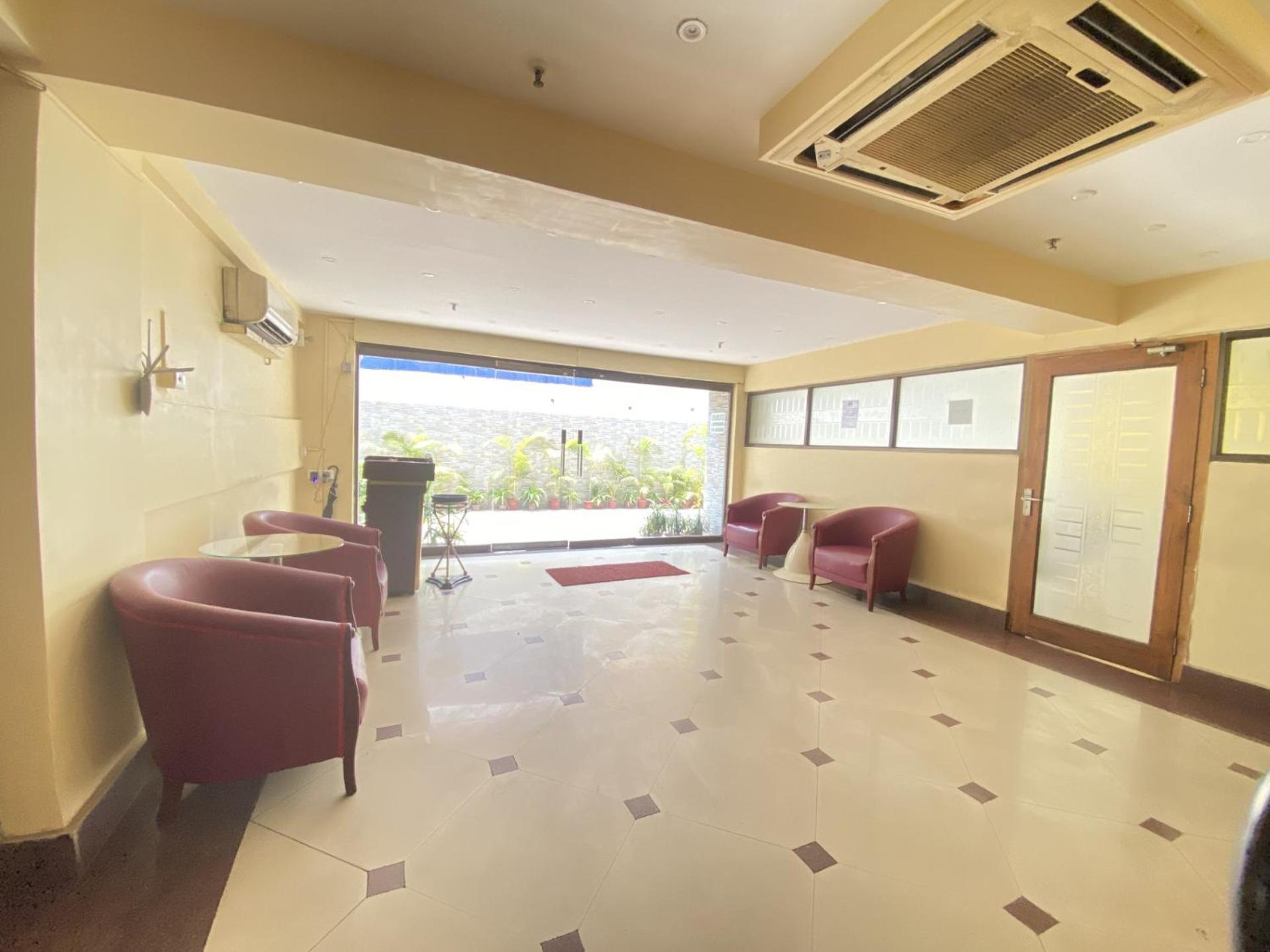 Astoria Hotel Kalküta Dış mekan fotoğraf