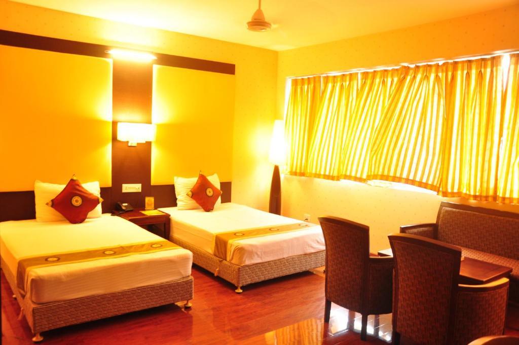 Astoria Hotel Kalküta Dış mekan fotoğraf