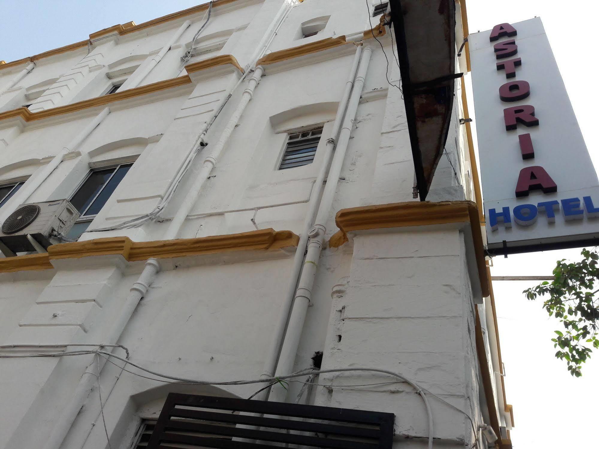Astoria Hotel Kalküta Dış mekan fotoğraf