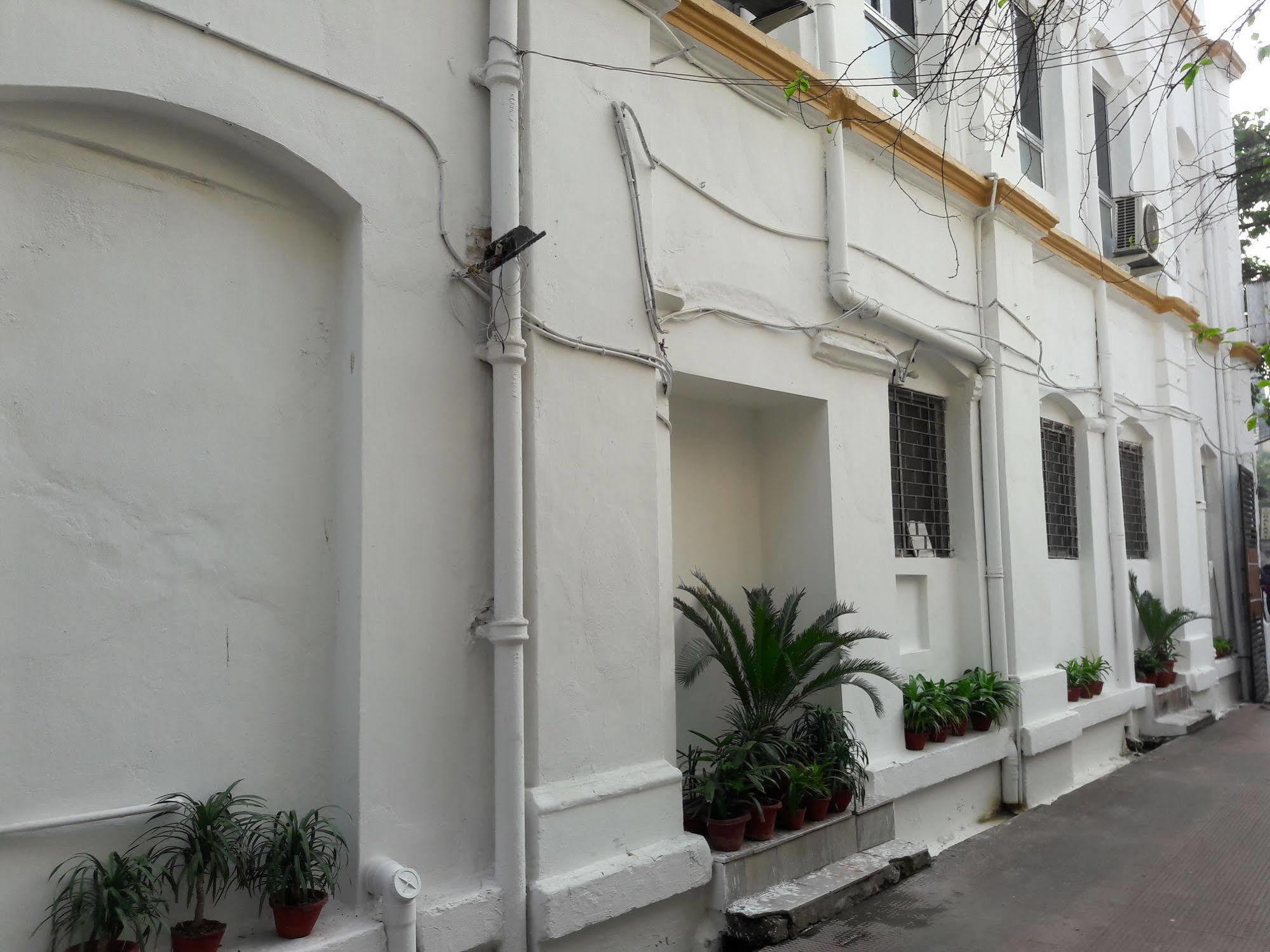 Astoria Hotel Kalküta Dış mekan fotoğraf